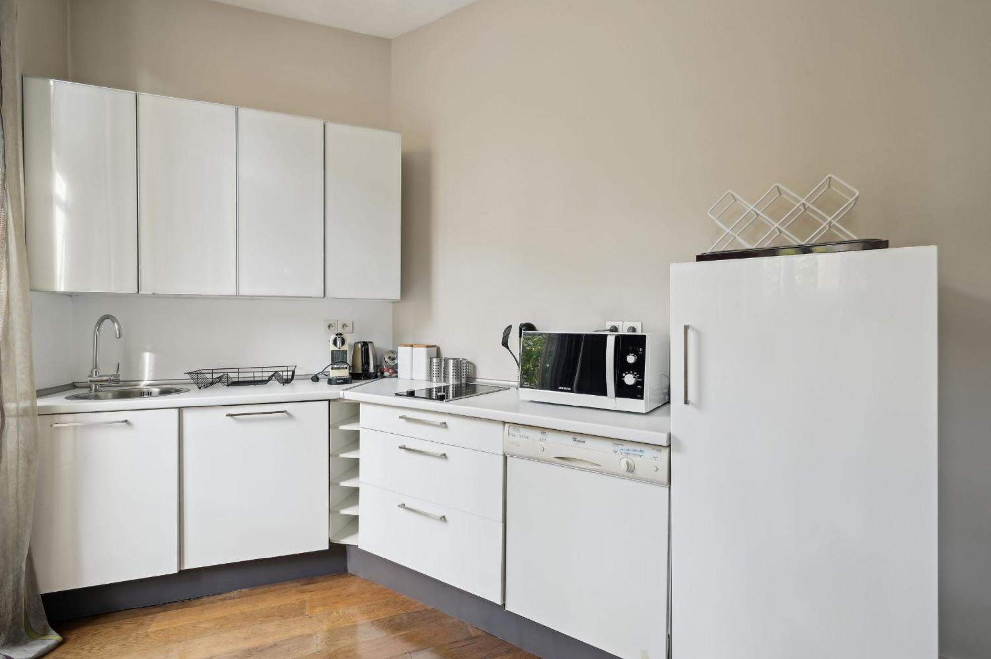 Champs-Elysees & Arc De Triomphe - Cityapartmentstay Paris Exteriör bild