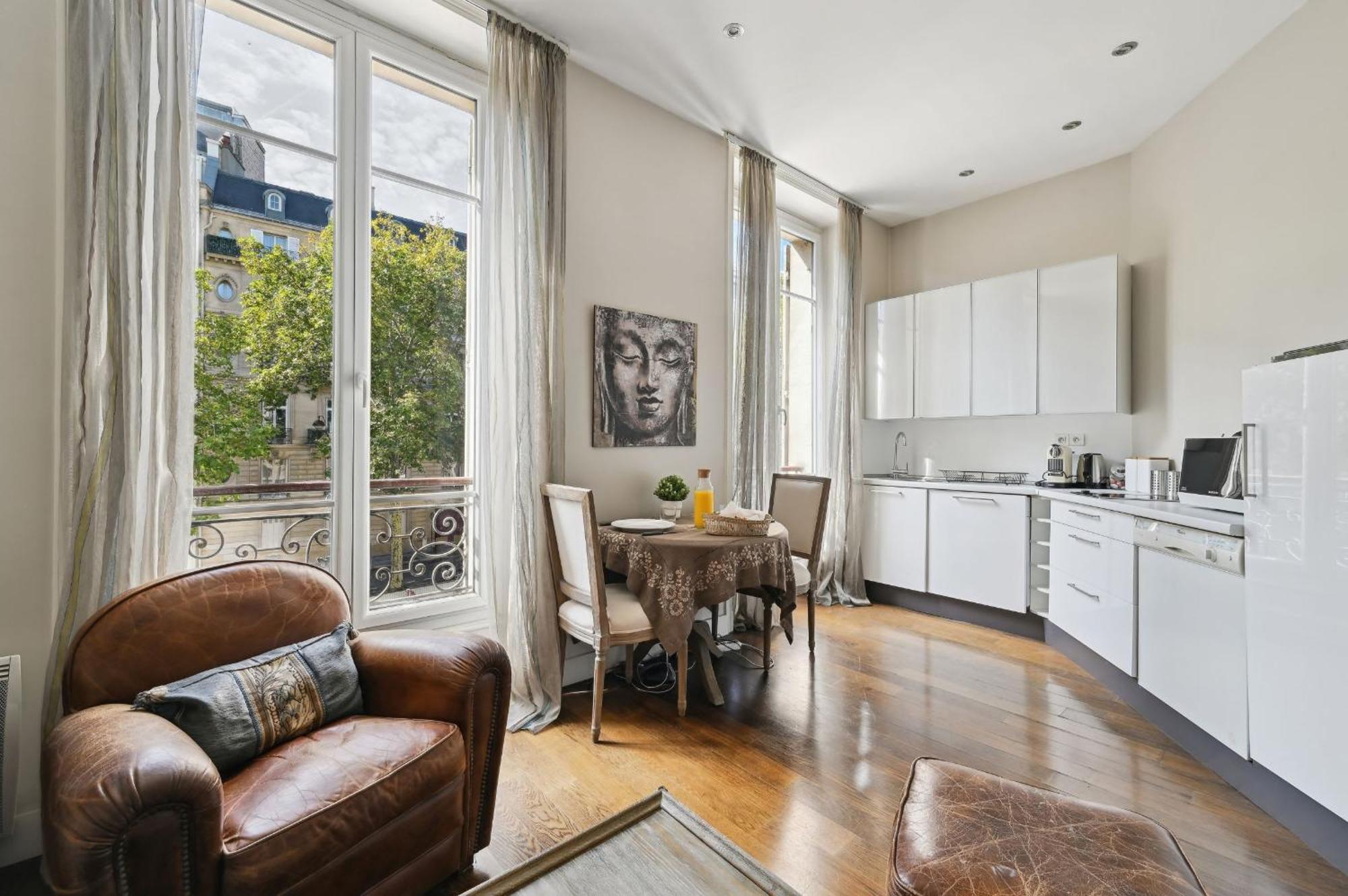 Champs-Elysees & Arc De Triomphe - Cityapartmentstay Paris Exteriör bild